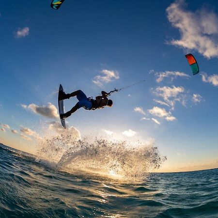 Bounty Lodge Tahiti Arue  Buitenkant foto