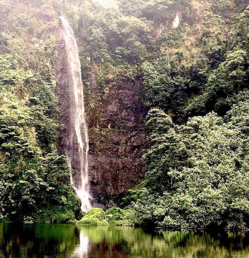 Bounty Lodge Tahiti Arue  Buitenkant foto