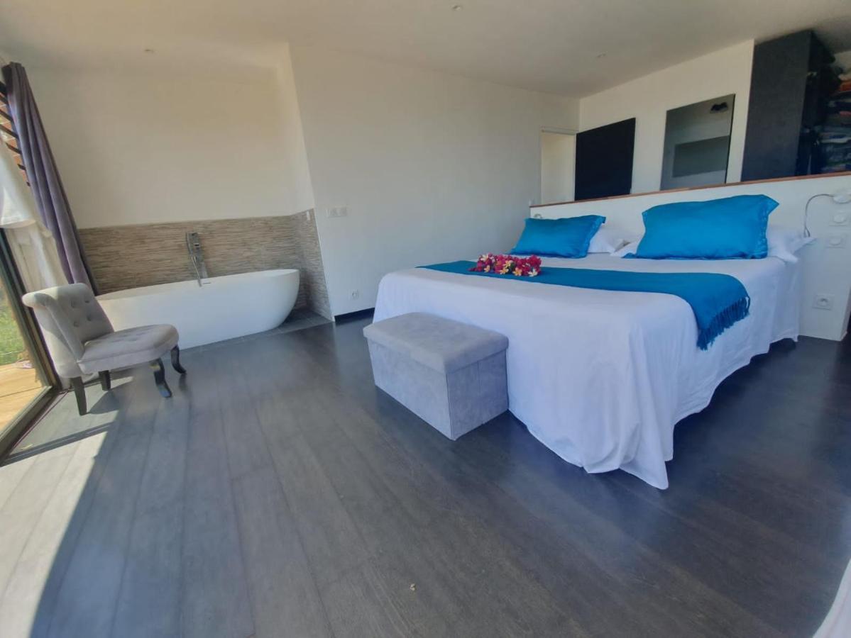Bounty Lodge Tahiti Arue  Buitenkant foto